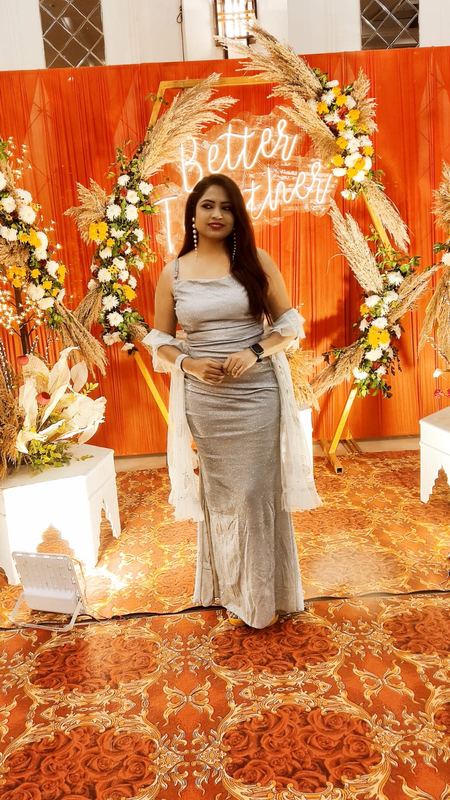 Anchor(Nandini Dwivedi), call 7985613007 for dates availability