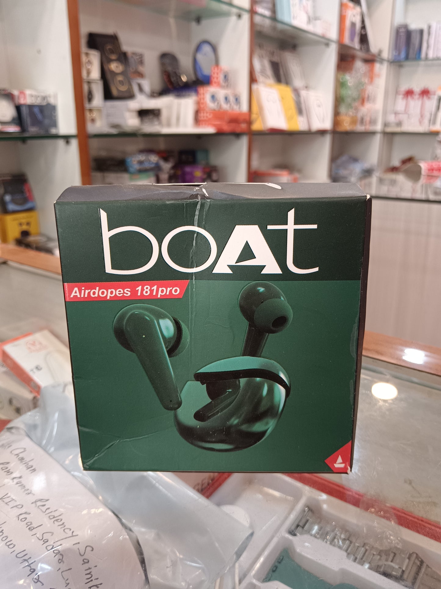 Boat Airdopes, one plus buds, realme buds